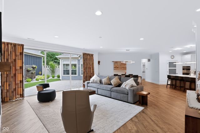 14009 Rowling Place, Carmel, IN 46033