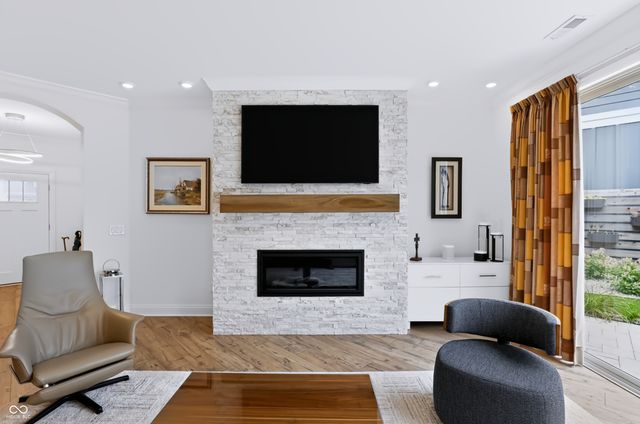 14009 Rowling Place, Carmel, IN 46033