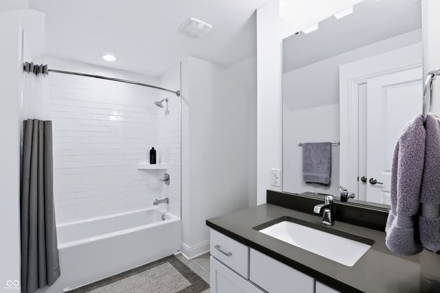 14009 Rowling Place, Carmel, IN 46033