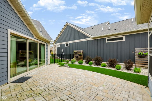 14009 Rowling Place, Carmel, IN 46033