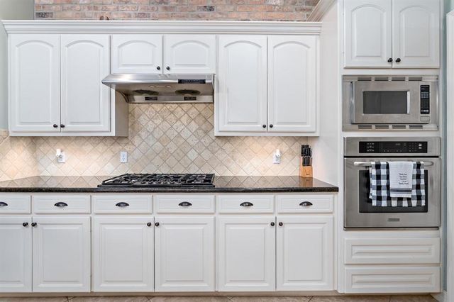 435 Bryant Boulevard, Bridge City, TX 77611