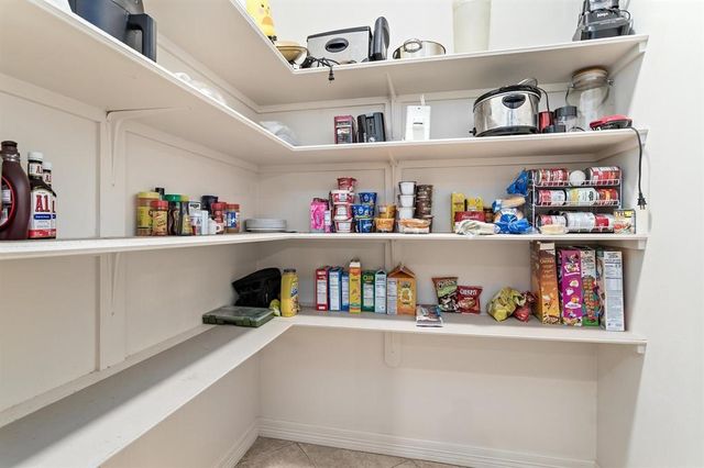 435 Bryant Boulevard, Bridge City, TX 77611