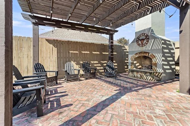 435 Bryant Boulevard, Bridge City, TX 77611