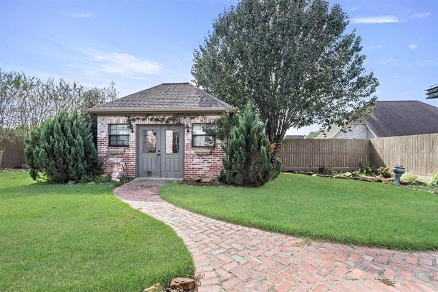 435 Bryant Boulevard, Bridge City, TX 77611