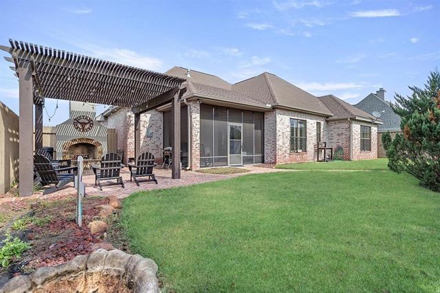 435 Bryant Boulevard, Bridge City, TX 77611