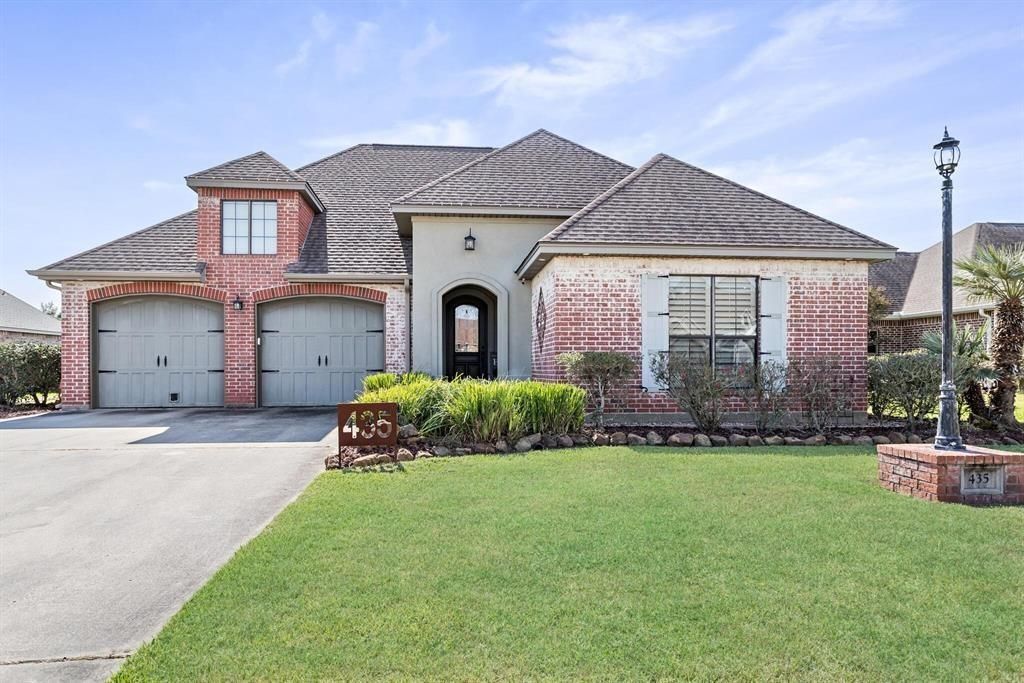 435 Bryant Boulevard, Bridge City, TX 77611