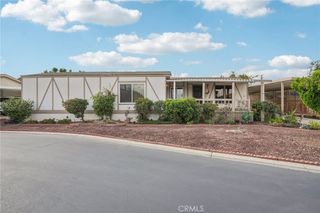 307 S Smith 15, Corona, CA 92882