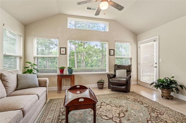 140 Cottage Club Drive, Locust Grove, GA 30248