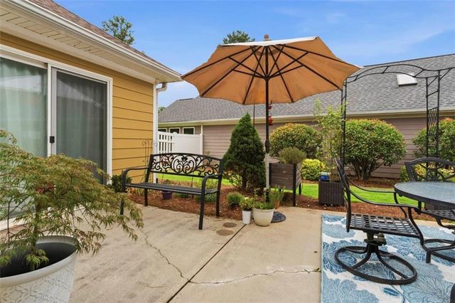 140 Cottage Club Drive, Locust Grove, GA 30248