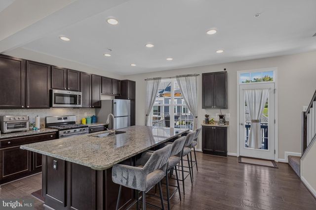 242-A BUCKEYE CIR, La Plata, MD 20646
