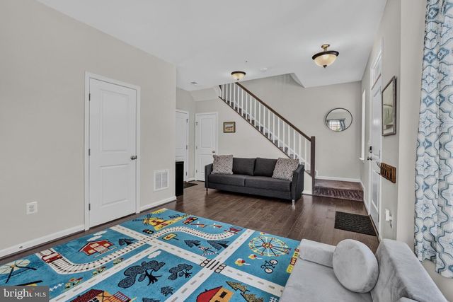 242-A BUCKEYE CIR, La Plata, MD 20646