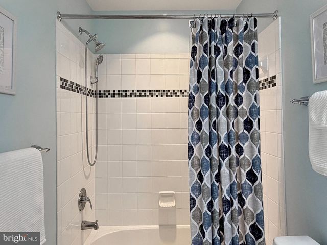 242-A BUCKEYE CIR, La Plata, MD 20646