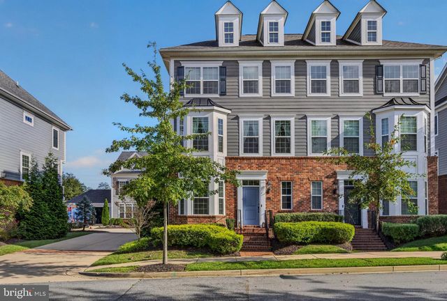 242-A BUCKEYE CIR, La Plata, MD 20646