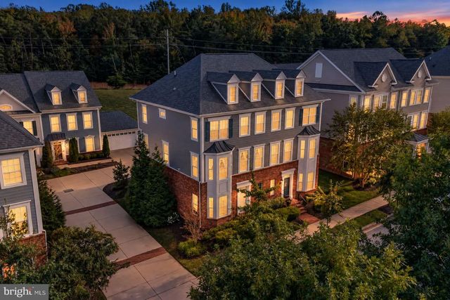 242-A BUCKEYE CIR, La Plata, MD 20646