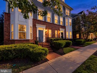242-A BUCKEYE CIR, La Plata, MD 20646