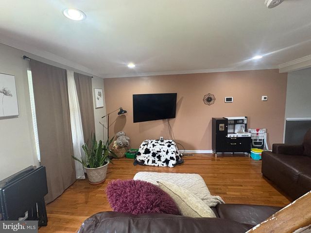 6917 STENTON AVE, Philadelphia, PA 19138