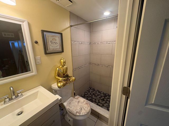 6917 STENTON AVE, Philadelphia, PA 19138