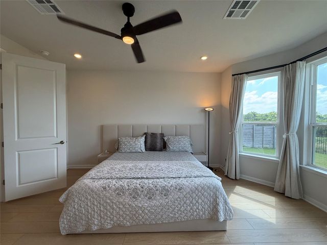 437 Leeward PASS, Leander, TX 78641