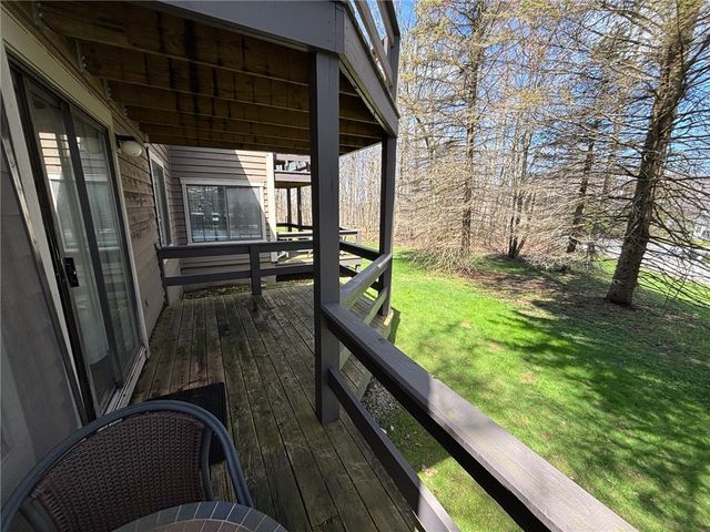 1148 Tanyard Lane, Hidden Valley, PA 15502