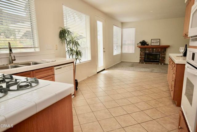 1135 Via Carranza, Camarillo, CA 93012