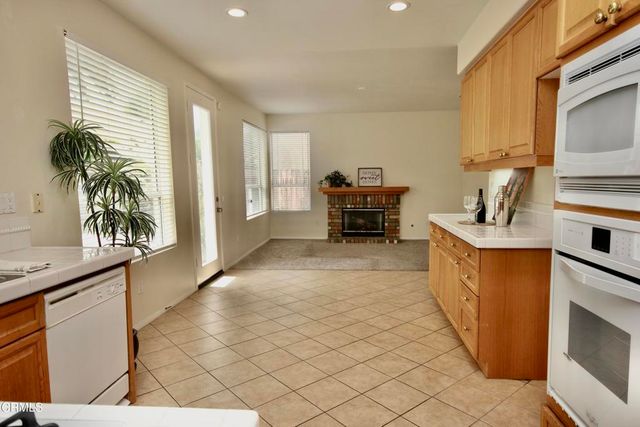 1135 Via Carranza, Camarillo, CA 93012