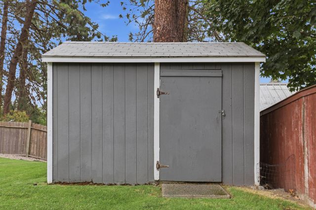 7718 N Brownsville Ct, Spokane, WA 99208