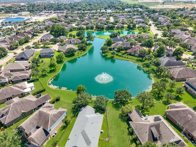 18902 Baldcypress Basin Lane, Houston, TX 77084