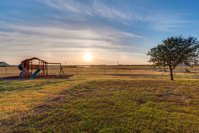 10365 Singleton Road, Midlothian, TX 76065