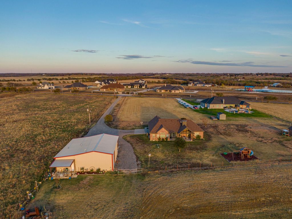 10365 Singleton Road, Midlothian, TX 76065