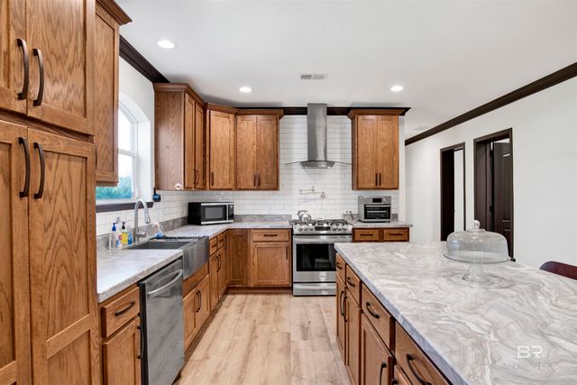 26126 Joe Foley Road, Robertsdale, AL 36567