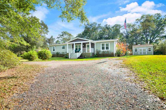 26126 Joe Foley Road, Robertsdale, AL 36567