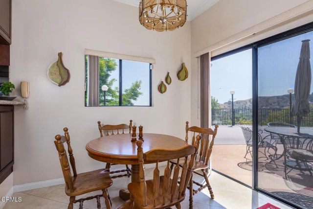 1861 Oakmont Terrace, Glendale, CA 91208