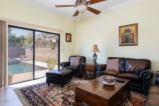 1861 Oakmont Terrace, Glendale, CA 91208
