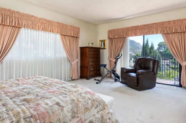 1861 Oakmont Terrace, Glendale, CA 91208