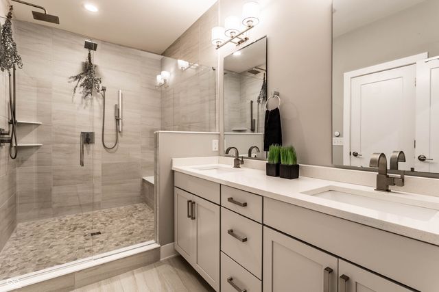 1819 N New Jersey Street, Indianapolis, IN 46202