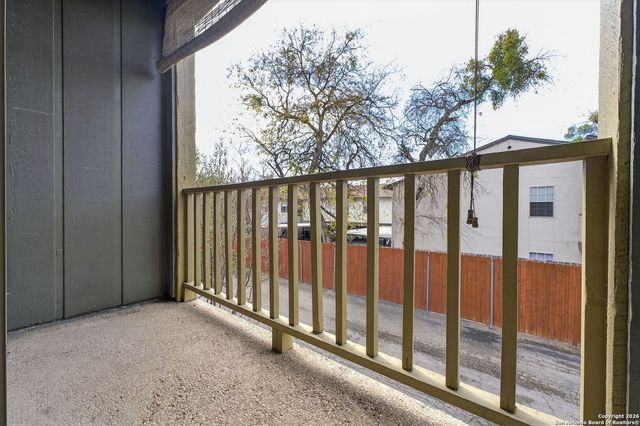 3678 Hidden Dr Apt 1301, San Antonio, TX 78217