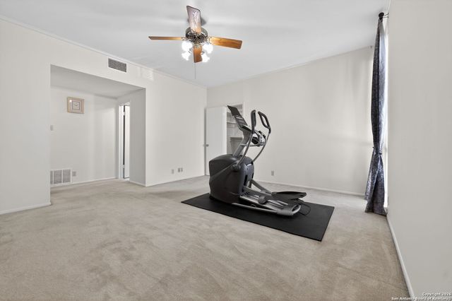 3678 Hidden Dr Apt 1301, San Antonio, TX 78217