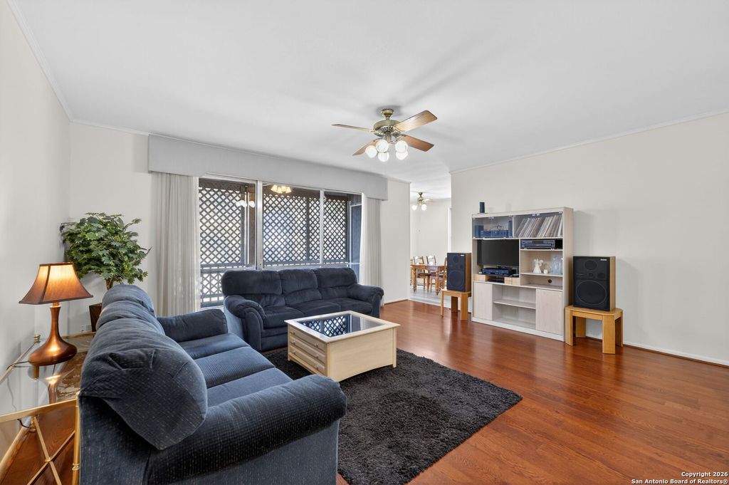 3678 Hidden Dr Apt 1301, San Antonio, TX 78217