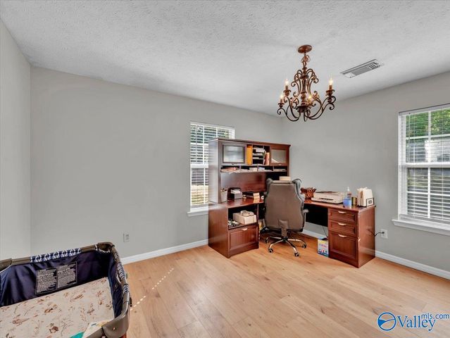 908 Wess Taylor Road, Huntsville, AL 35811