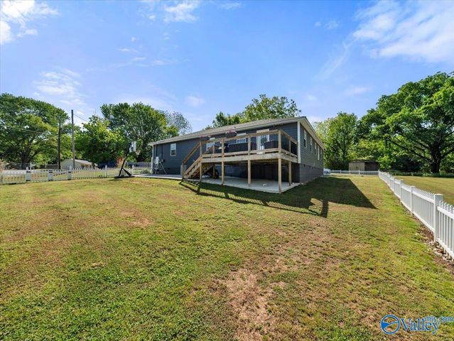908 Wess Taylor Road, Huntsville, AL 35811