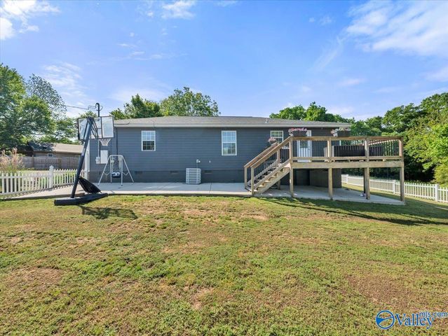 908 Wess Taylor Road, Huntsville, AL 35811