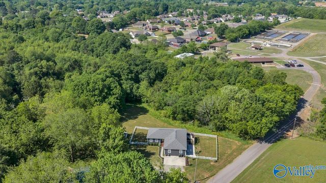 908 Wess Taylor Road, Huntsville, AL 35811