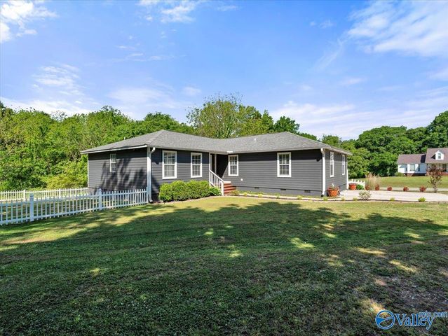908 Wess Taylor Road, Huntsville, AL 35811
