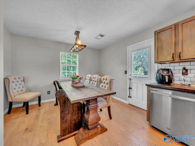 908 Wess Taylor Road, Huntsville, AL 35811