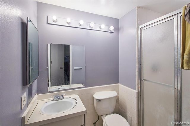 8200 Jefferson Avenue 102, Detroit, MI 48214