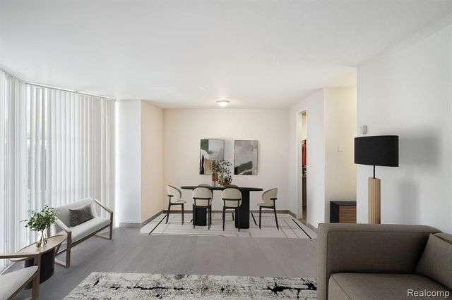 8200 Jefferson Avenue 102, Detroit, MI 48214