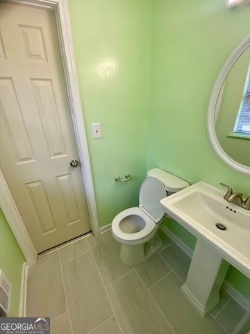 6425 Westbury Road, Riverdale, GA 30274