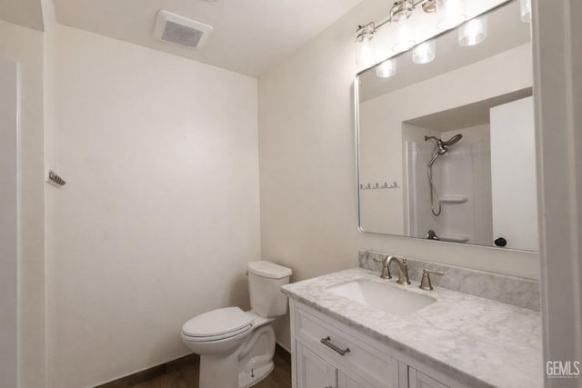 13301 Paisley Court, Bakersfield, CA 93314