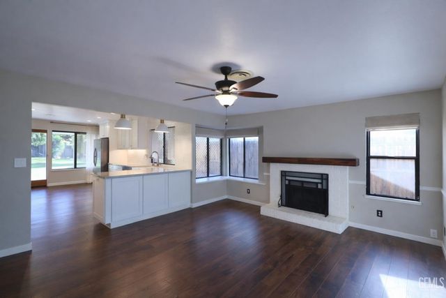 13301 Paisley Court, Bakersfield, CA 93314