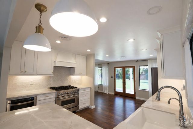 13301 Paisley Court, Bakersfield, CA 93314